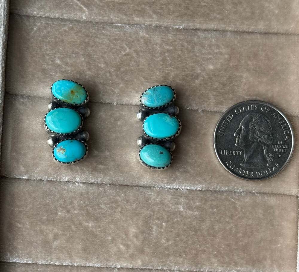 Hiram Largo Native Sterling Silver Kingman Turquoise Cluster Stud Earrings